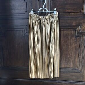 Francesca's Gold Pleated Midi Skirt for Night Out